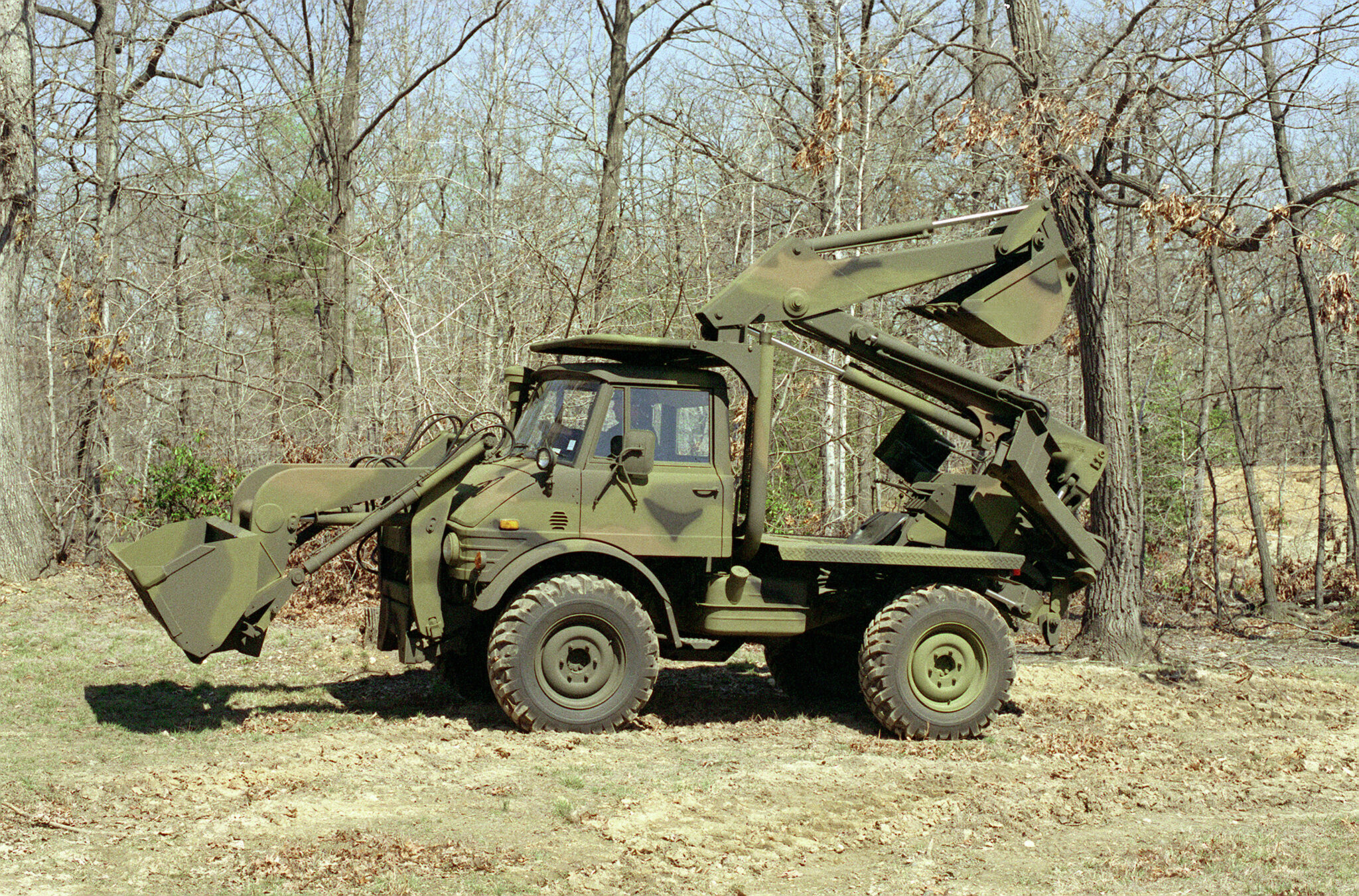 See Small Emplacement Excavator Military Collectors Tv